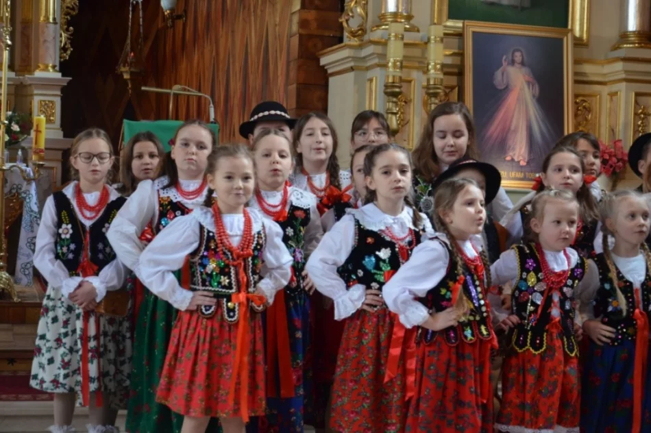 Zadbali o wyjątkową oprawę Mszy św. i lokalne rękodzieło - zdjęcie 8