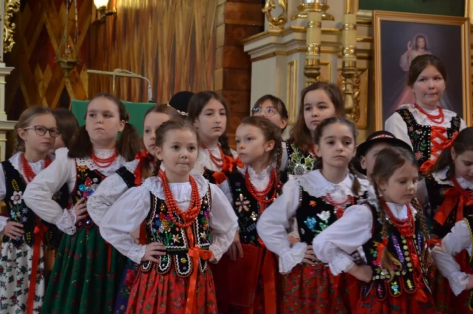 Zadbali o wyjątkową oprawę Mszy św. i lokalne rękodzieło - zdjęcie 10