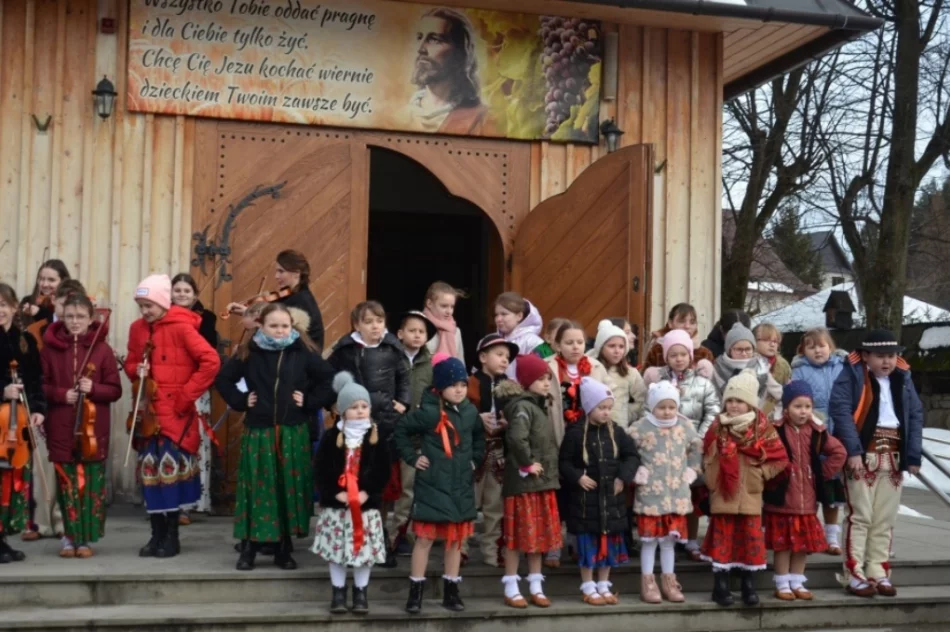 Zadbali o wyjątkową oprawę Mszy św. i lokalne rękodzieło - zdjęcie 15