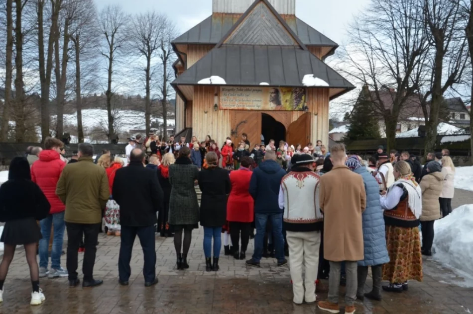 Zadbali o wyjątkową oprawę Mszy św. i lokalne rękodzieło - zdjęcie 16