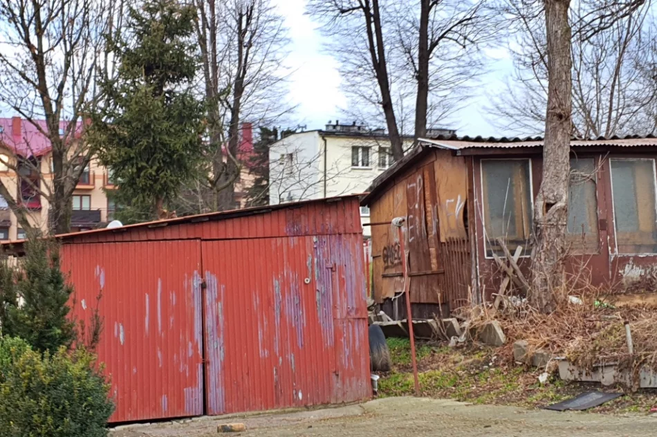 Rozgoryczony radny o "zdewastowanym osiedlu"  - zdjęcie 2