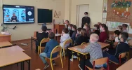 Uczniowie i nauczyciele ZSP nr 4 w Limanowej spotkali się z Pierwszą Damą Agatą Kornhauser-Dudą - zdjęcie 2