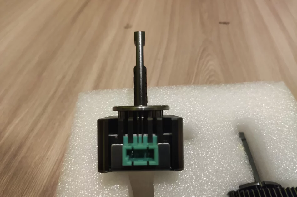 2x ŻAROWKI XENON D3S LED ŻARÓWKA KSENON CANBUS SUPER JASNE - zdjęcie 4