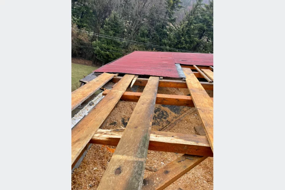 Wichury w powiecie: łącznie 78 zdarzeń, uszkodzonych 27 budynków - zdjęcie 5