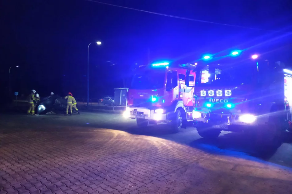 Wichury w powiecie: łącznie 78 zdarzeń, uszkodzonych 27 budynków - zdjęcie 19