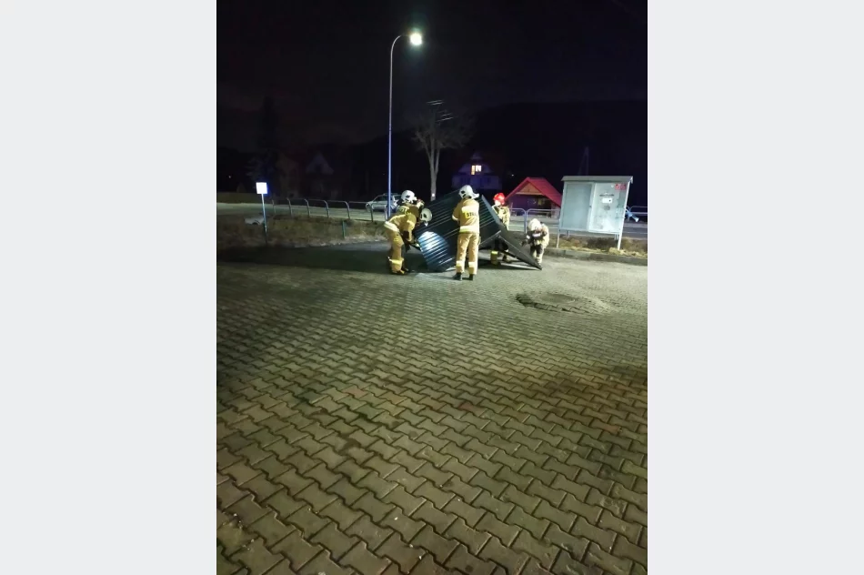 Wichury w powiecie: łącznie 78 zdarzeń, uszkodzonych 27 budynków - zdjęcie 20