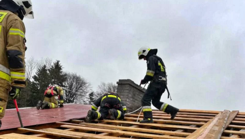 Wichury w powiecie: łącznie 78 zdarzeń, uszkodzonych 27 budynków - zdjęcie 1