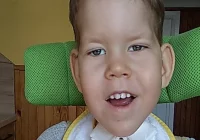 Szymon robi postępy, ale nadal potrzebuje wsparcia - zdjęcie główne