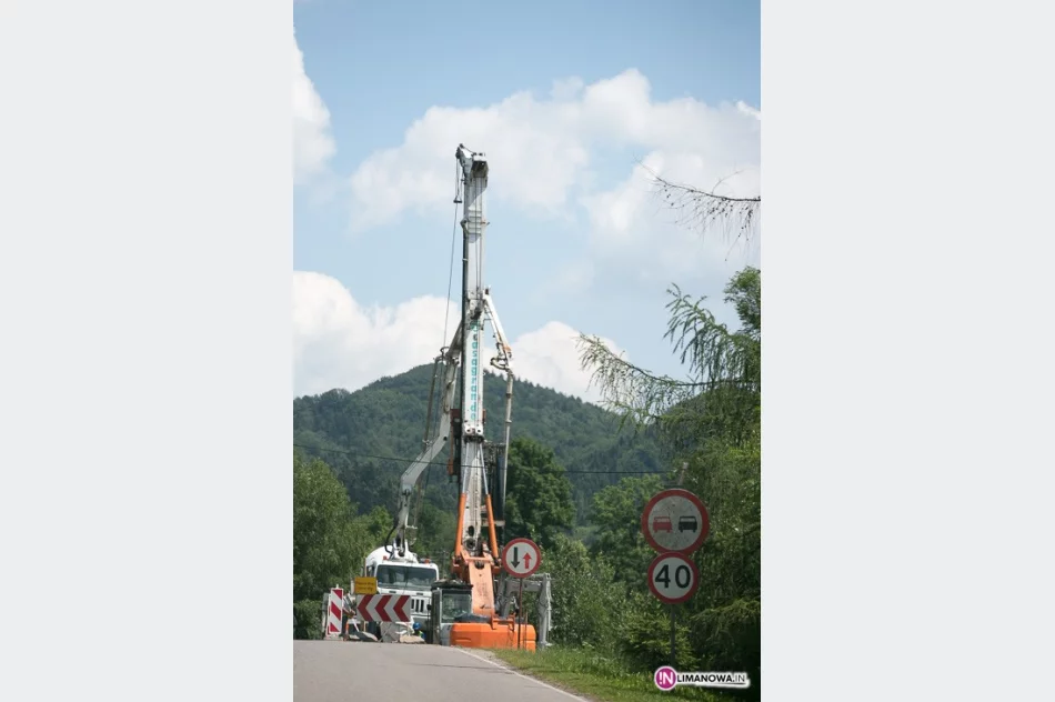 Trwa stabilizacja osuwiska - zdjęcie 3