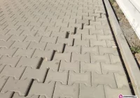 Budowa uszkodziła chodnik - zdjęcie główne