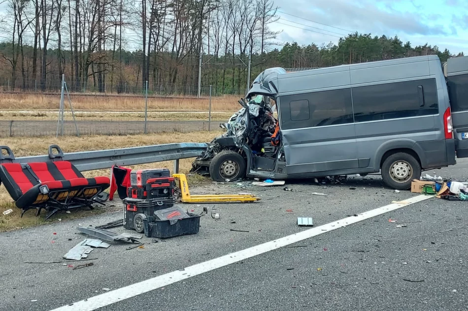 Cztery osoby zginęły w wypadku pod Tarnowem - zdjęcie 5