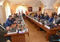 Dziś sesja Rady Powiatu - transmisja obrad na żywo - zdjęcie główne