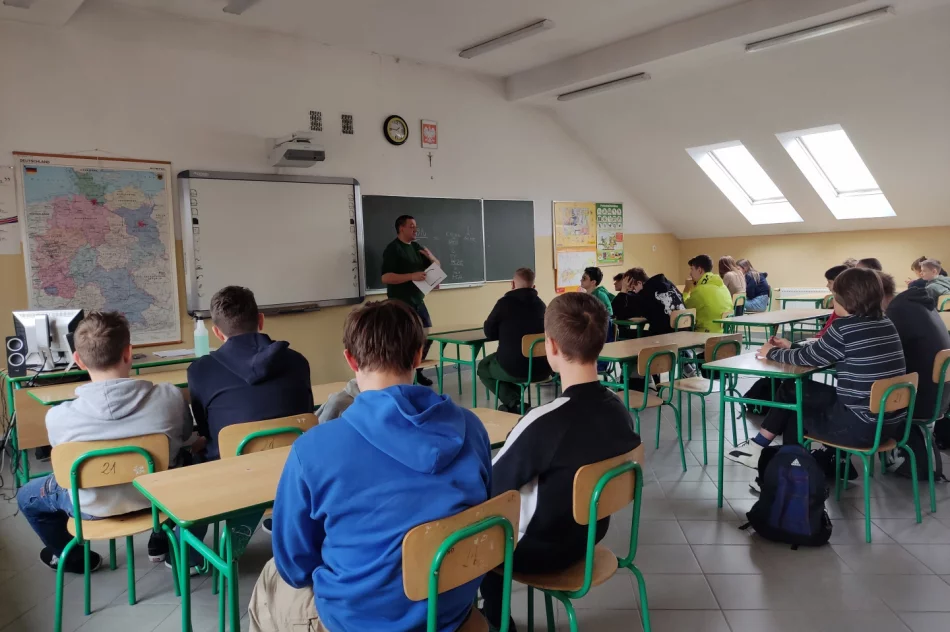 Zorganizowali uczniom szkolenie z obrony cywilnej - zdjęcie 6