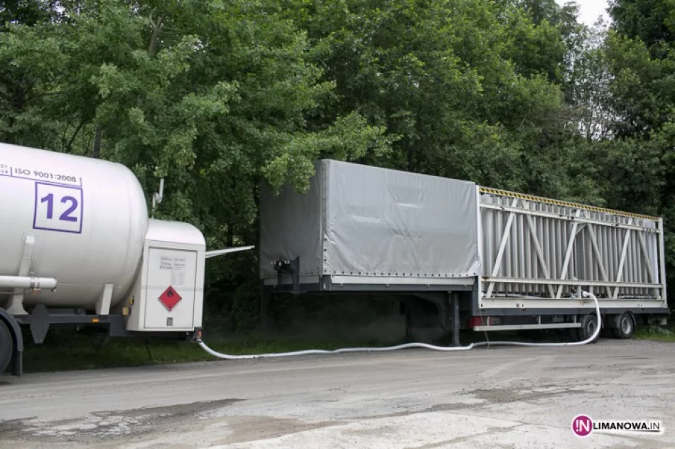 Zasilają region z cysterny - zdjęcie 2