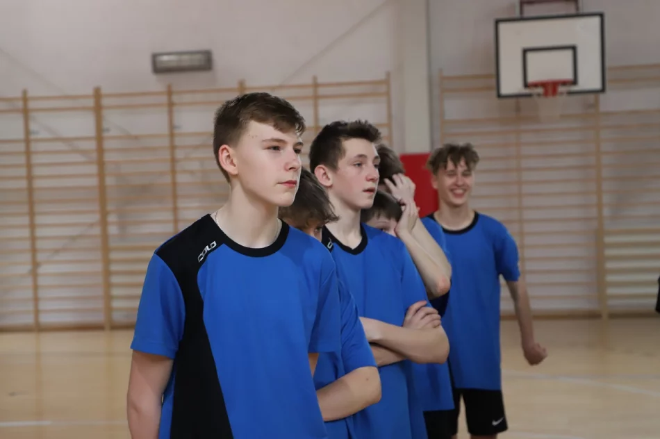 Mordarka i Pasierbiec Mistrzami Gminy Limanowa w koszykówce w ramach Igrzysk Młodzieży - zdjęcie 2