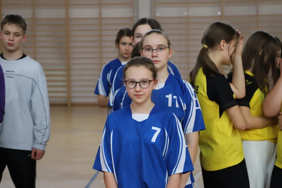 Mordarka i Pasierbiec Mistrzami Gminy Limanowa w koszykówce w ramach Igrzysk Młodzieży - zdjęcie 8