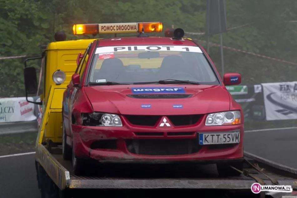 Wyścig pod znakiem oleju (video z wypadków) - zdjęcie 2