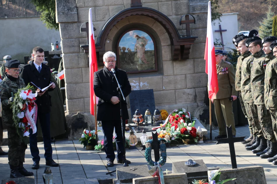 Odbyły się Powiatowo-Miejskie obchody Dnia Pamięci Żołnierzy Wyklętych - zdjęcie 12