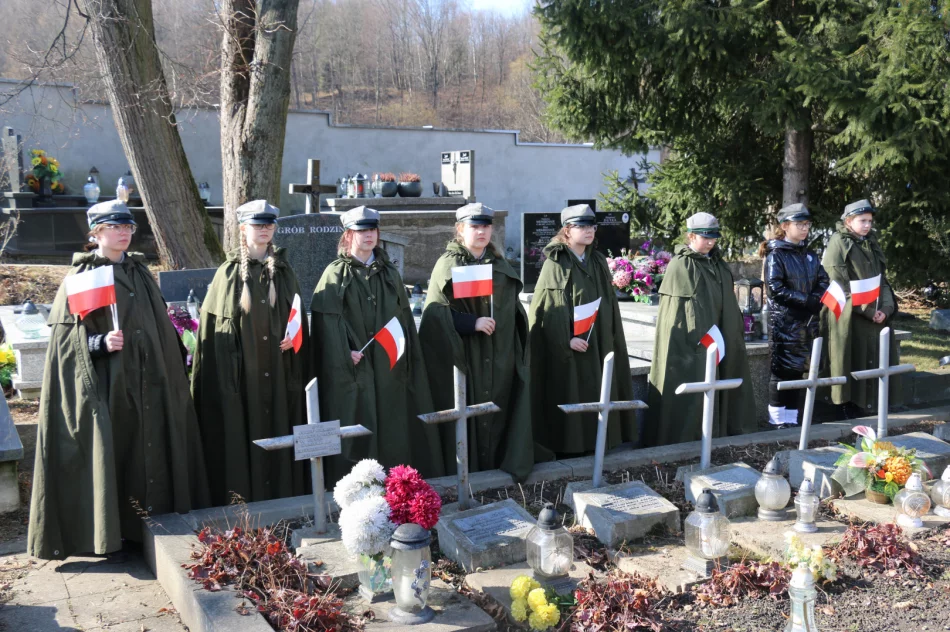 Odbyły się Powiatowo-Miejskie obchody Dnia Pamięci Żołnierzy Wyklętych - zdjęcie 17