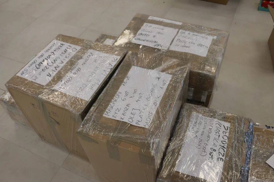 Zbiórka artykułów dla uchodźców z Ukrainy – wielkie serca Limanowian - zdjęcie 11