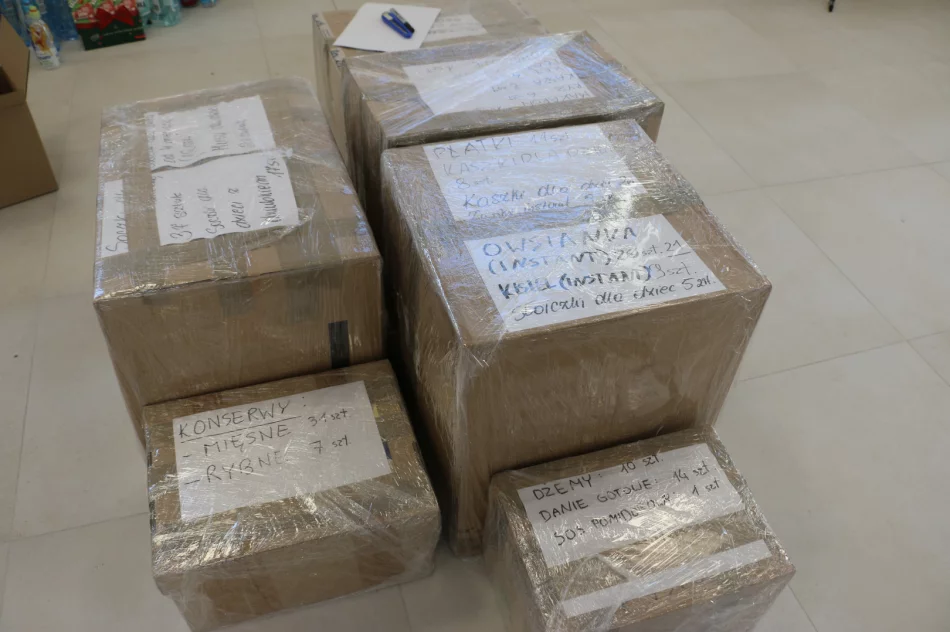 Zbiórka artykułów dla uchodźców z Ukrainy – wielkie serca Limanowian - zdjęcie 13