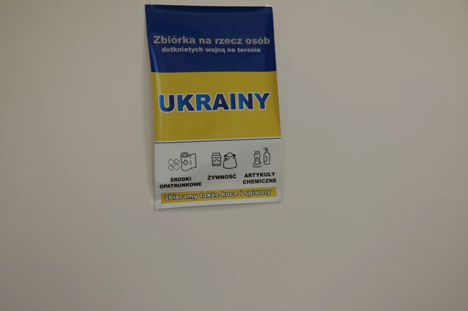 Zbiórka artykułów dla uchodźców z Ukrainy – wielkie serca Limanowian - zdjęcie 16