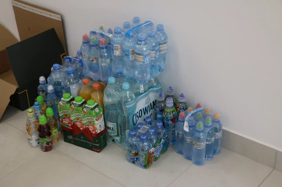 Zbiórka artykułów dla uchodźców z Ukrainy – wielkie serca Limanowian - zdjęcie 17