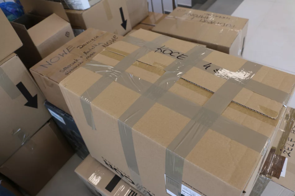 Zbiórka artykułów dla uchodźców z Ukrainy – wielkie serca Limanowian - zdjęcie 19