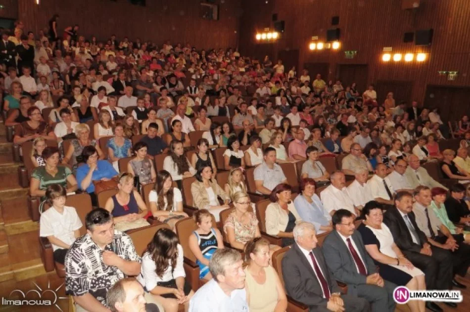 Gala osiągnięć limanowskich uczniów - zdjęcie 4