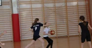 Młynne i Stara Wieś Mistrzami Gminy Limanowa w koszykówce w ramach Igrzysk Dzieci - zdjęcie 5