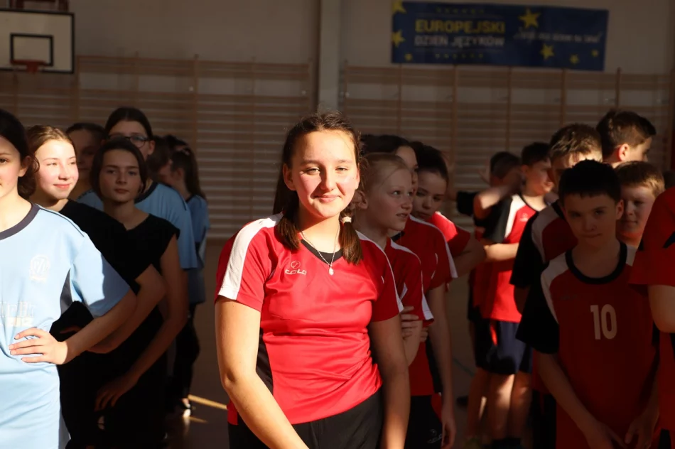 Młynne i Stara Wieś Mistrzami Gminy Limanowa w koszykówce w ramach Igrzysk Dzieci - zdjęcie 12