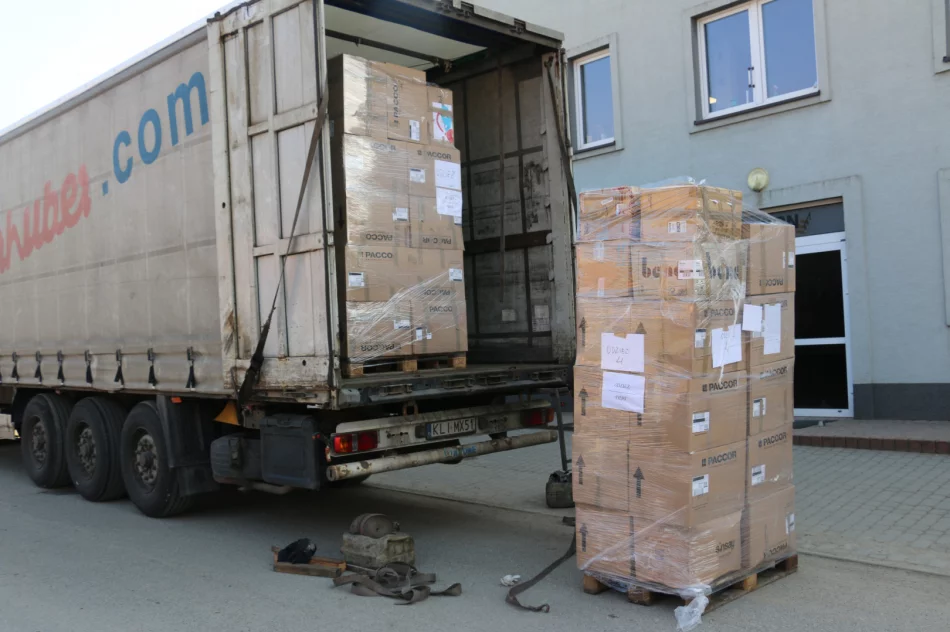 Transport z darami od Limanowian dotrze do partnerskiego miasta Truskawiec na Ukrainie - zdjęcie 20