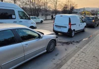 Zderzenie trzech pojazdów na DK 28 - zdjęcie główne