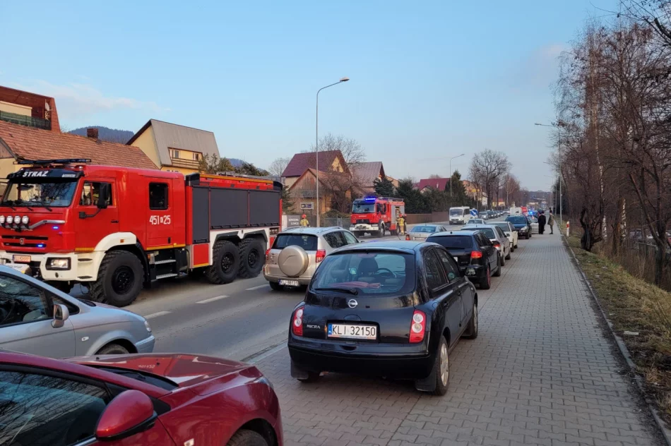 Zderzenie trzech pojazdów na DK 28 - zdjęcie 2