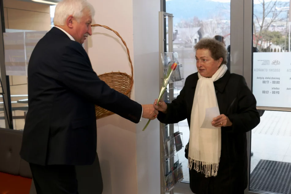 Koncert zespołu „Droga na Ostrołękę” z okazji Dnia Kobiet - zdjęcie 15