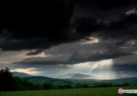 Możliwe burze z gradem - zdjęcie główne