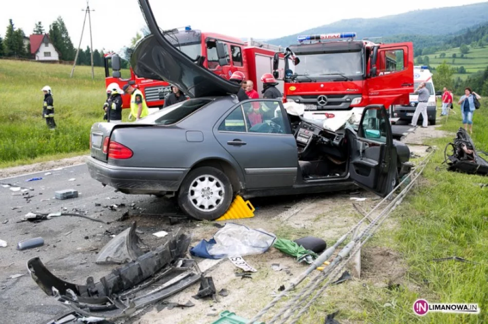 Czołowe zderzenie. Śmigłowiec na pomoc - zdjęcie 2