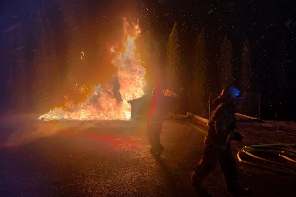 Pożar przy cmentarzu - zdjęcie 4