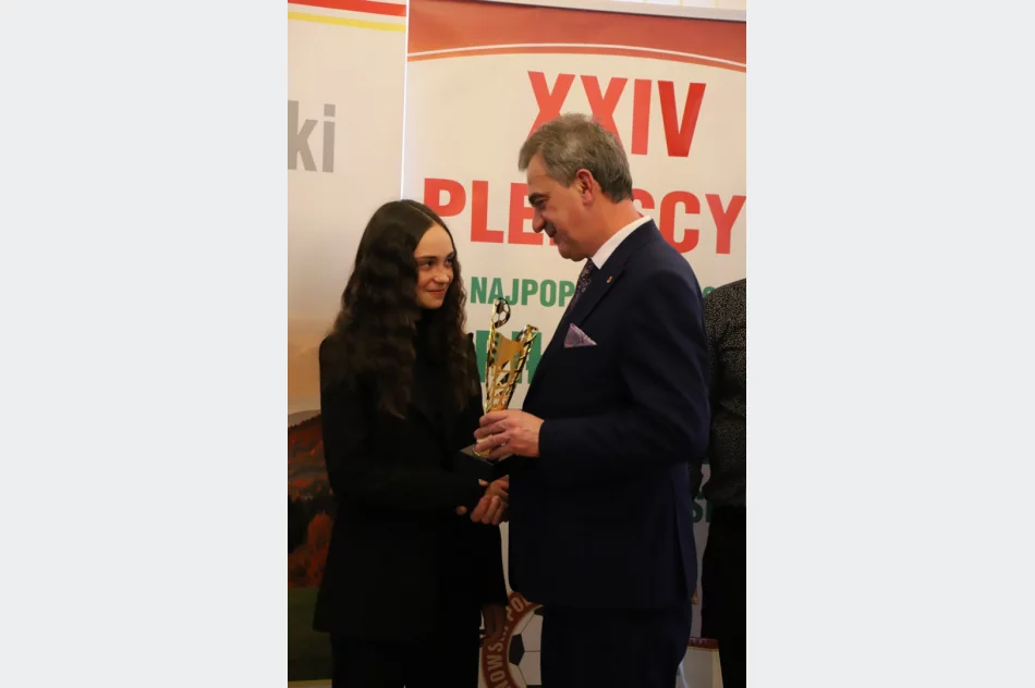 Podsumowanie XXIV Plebiscytu na najpopularniejszego piłkarza i trenera Ziemi Limanowskiej 2021 - zdjęcie 4