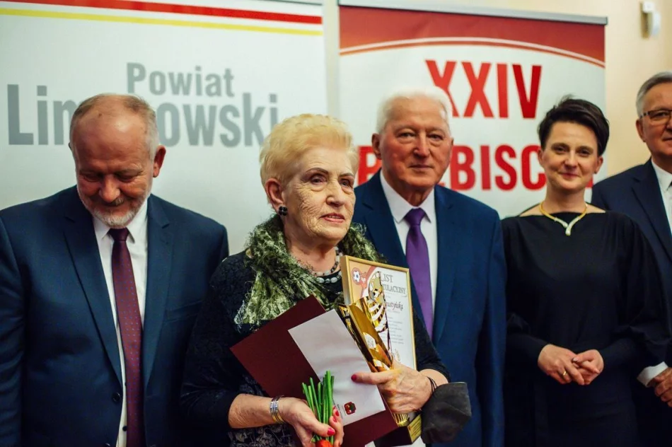 Piłkarze, trenerzy i działacze sportowi z Miasta Limanowa nagrodzeni w Plebiscycie Podokręgu Piłki Nożnej - zdjęcie 12