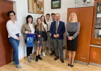 „Projektanci edukacji” z Mordarki z wizytą w Urzędzie Gminy - zdjęcie główne