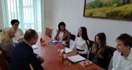 „Projektanci edukacji” z Mordarki z wizytą w Urzędzie Gminy - zdjęcie 2