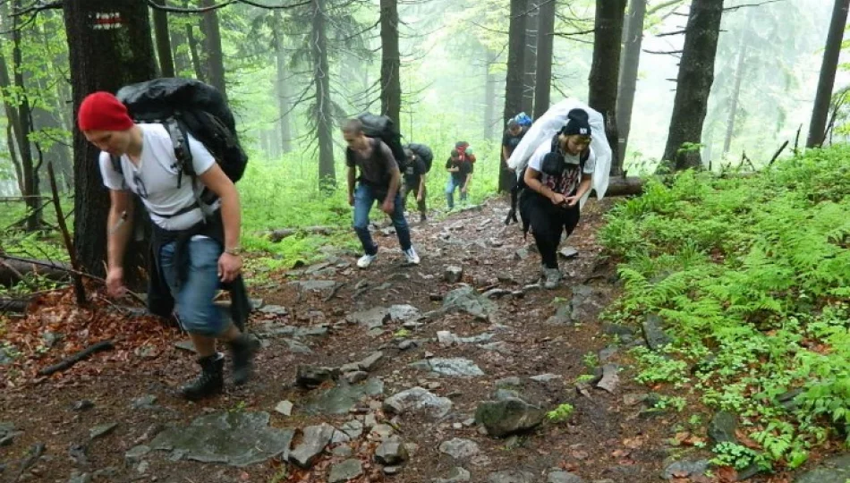 20 drużyn wędrowało szlakami Jana Pawła II - zdjęcie 1