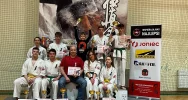 9 medali i II miejsce w klasyfikacji drużynowej limanowskich karateków na Mistrzostwach Makroregionu Południowego w Karate Kyokushin - zdjęcie 2
