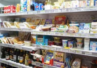 Większość Polaków nie zauważyło spadku cen w sklepach po obniżce VAT-u na żywność - zdjęcie główne