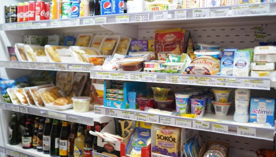 Większość Polaków nie zauważyło spadku cen w sklepach po obniżce VAT-u na żywność - zdjęcie 1