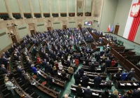 Ustawa o pomocy przyjęta. Świadczenie (40 zł dziennie) tylko przez 60 dni - zdjęcie główne