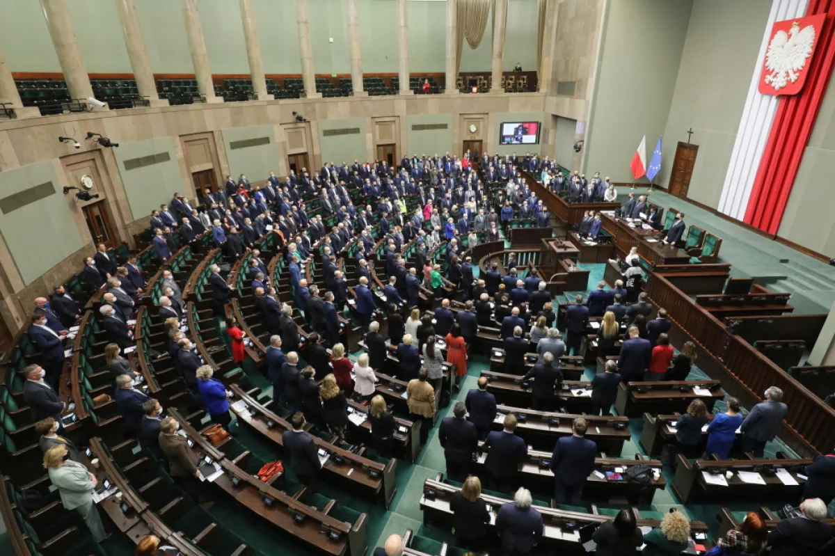 Ustawa o pomocy przyjęta. Świadczenie (40 zł dziennie) tylko przez 60 dni