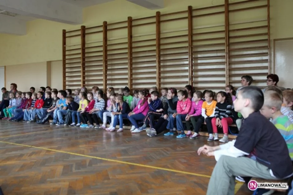 Uczyli młodszych pierwszej pomocy - zdjęcie 2