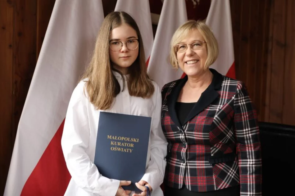 "Młoda felietonistka" z Limanowszczyzny nagrodzona przez Barbarę Nowak - zdjęcie 2